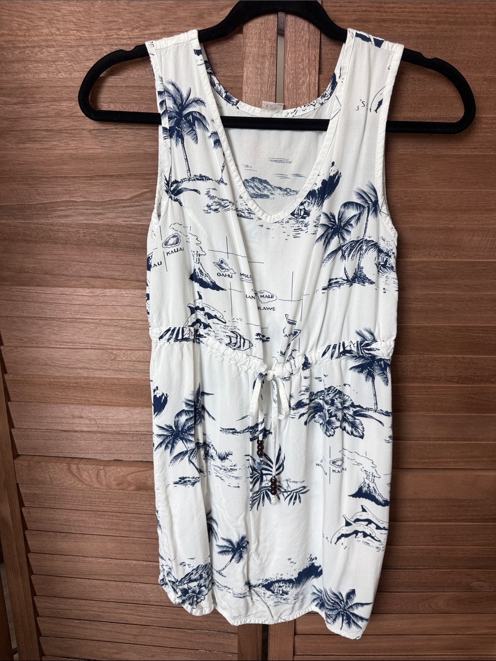 Women’s Size Small White & Navy Hawaiian Dress